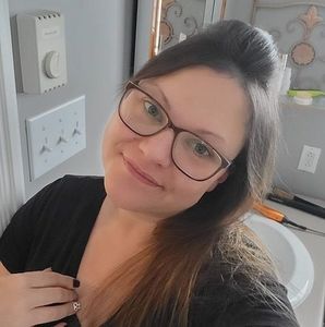 Meet your Posher, Sheena